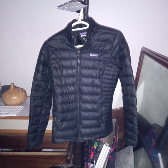 Women's Patagonia Jacket - Picture 3 of 5